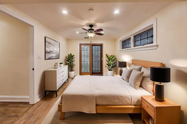 $1,150,000 | 6420 North Navajo Avenue, Chicago, IL 60646