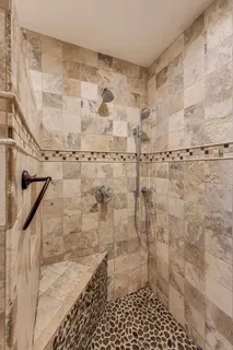 $1,150,000 | 6420 North Navajo Avenue, Chicago, IL 60646