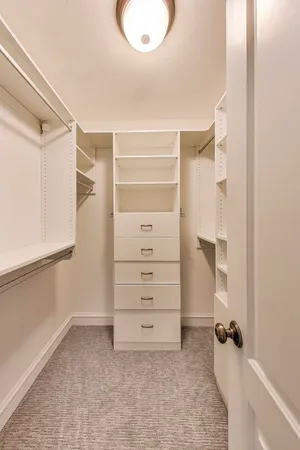 $1,150,000 | 6420 North Navajo Avenue, Chicago, IL 60646