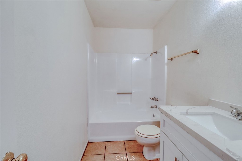 1471 Clemson Way Riverside, CA 92507 - Photo 13 of 31