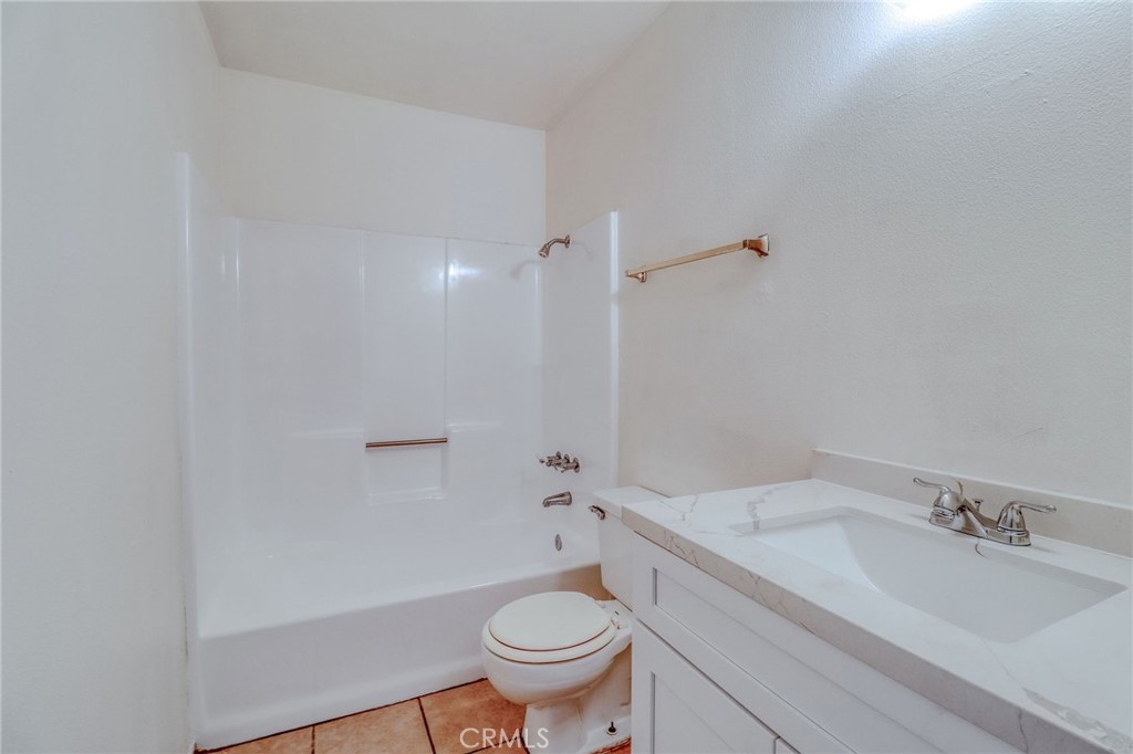 1471 Clemson Way Riverside, CA 92507 - Photo 14 of 31