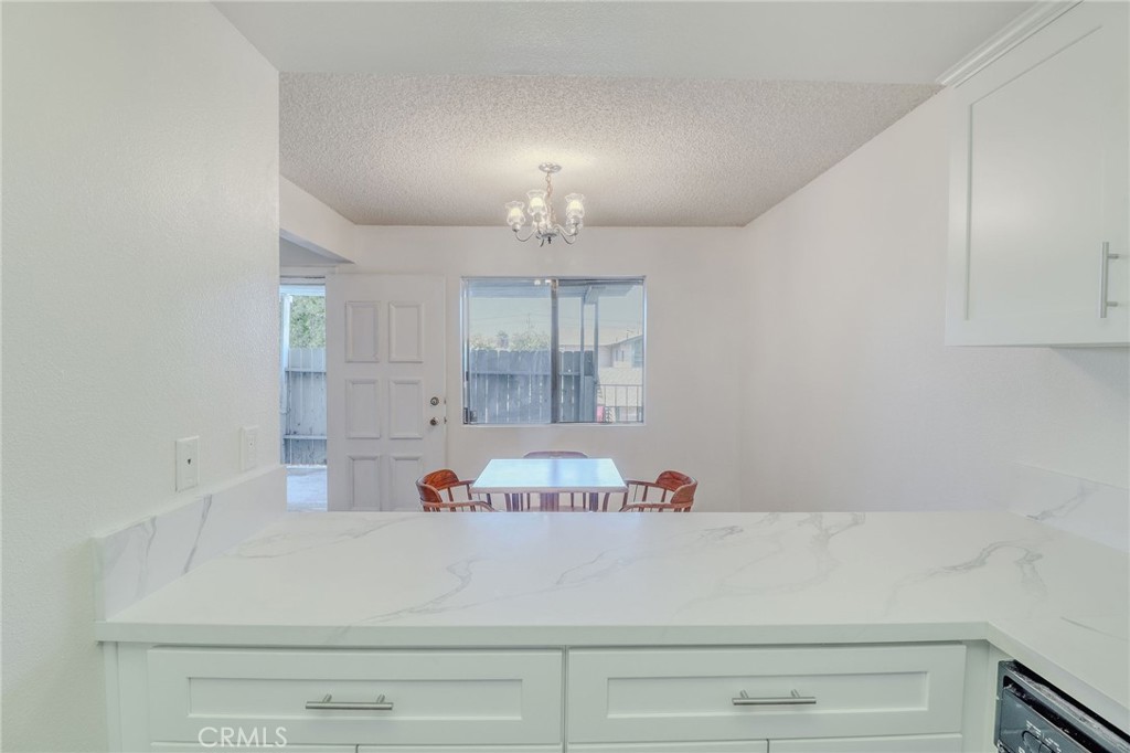 1471 Clemson Way Riverside, CA 92507 - Photo 9 of 31