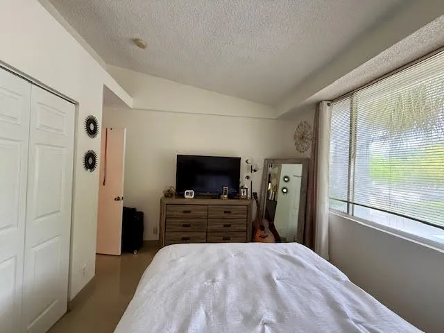 a view of a livingroom with an empty space