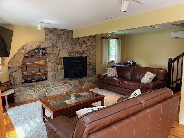 23 Shore Road North Brookfield, MA 01535 - Photo 15 of 42