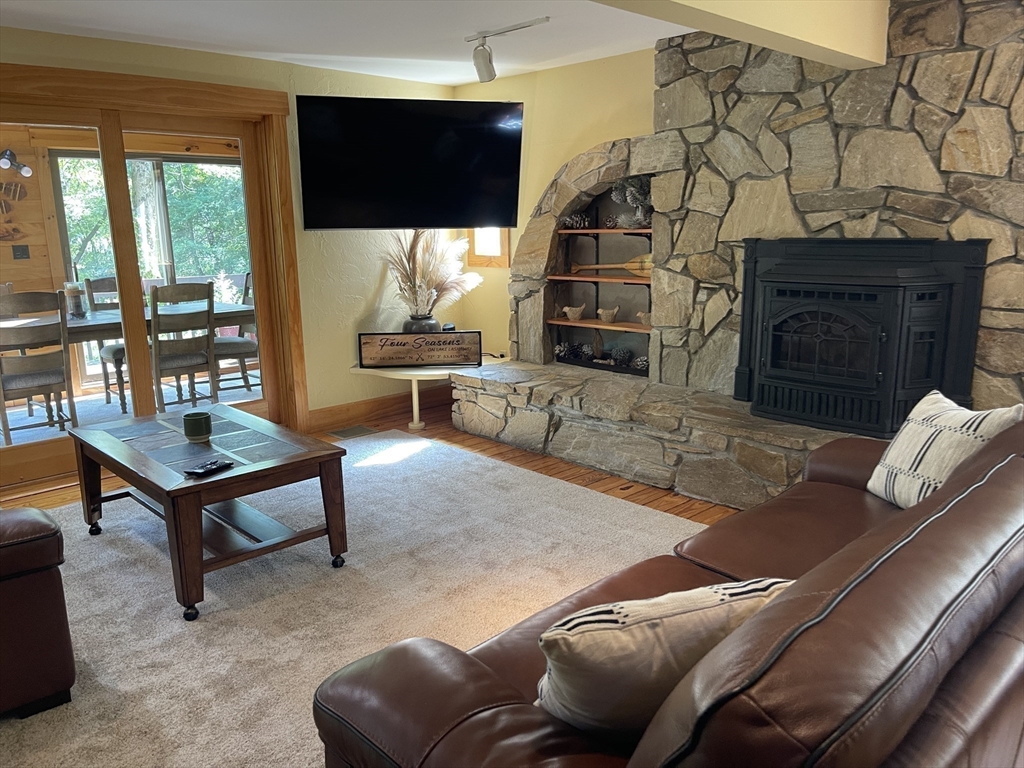 23 Shore Road North Brookfield, MA 01535 - Photo 16 of 42