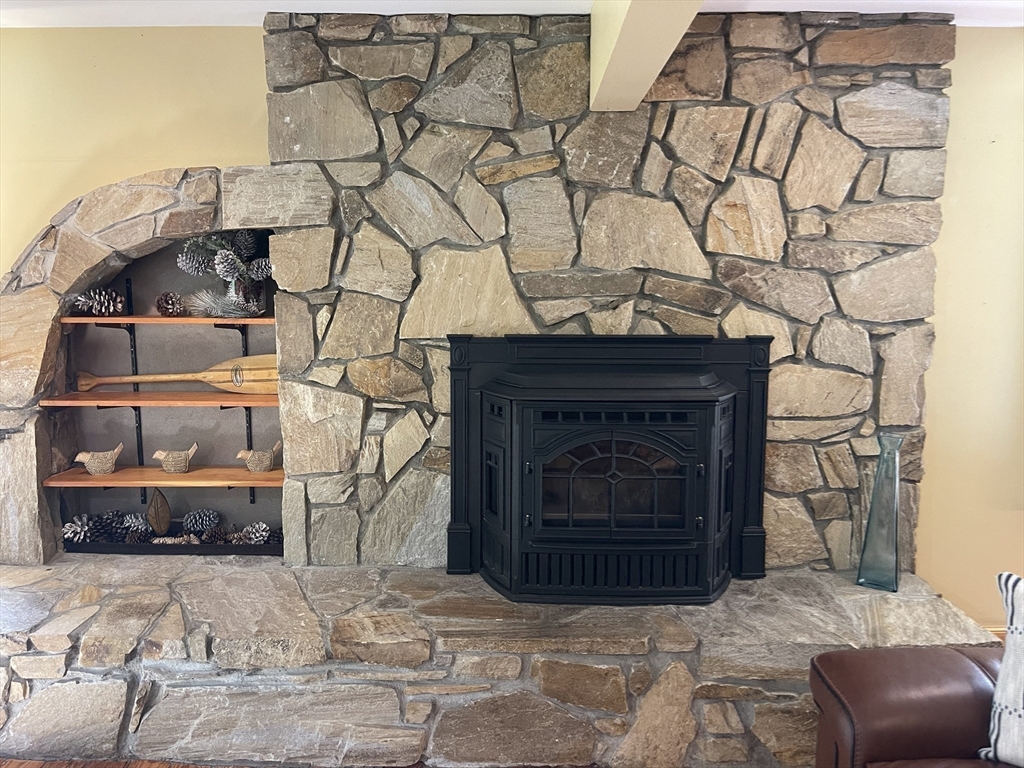 23 Shore Road North Brookfield, MA 01535 - Photo 17 of 42