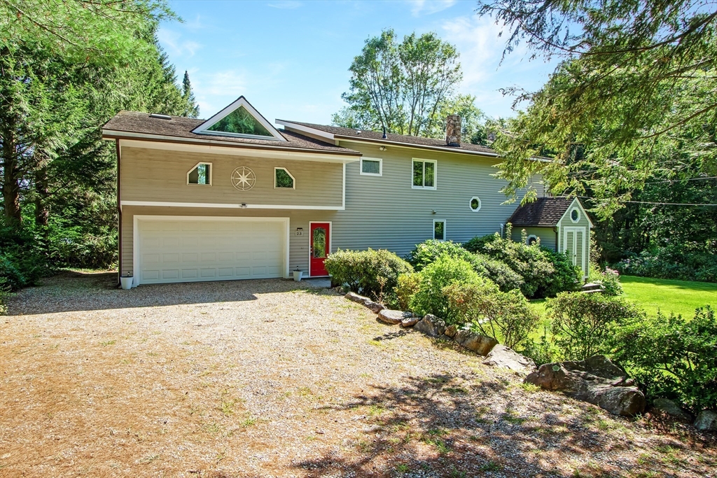 23 Shore Road North Brookfield, MA 01535 - Photo 4 of 42