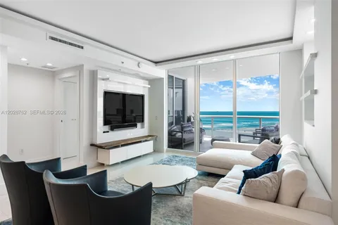 $1,450,000 | 3801 Collins Avenue, Unit 703, Miami Beach, FL 33140