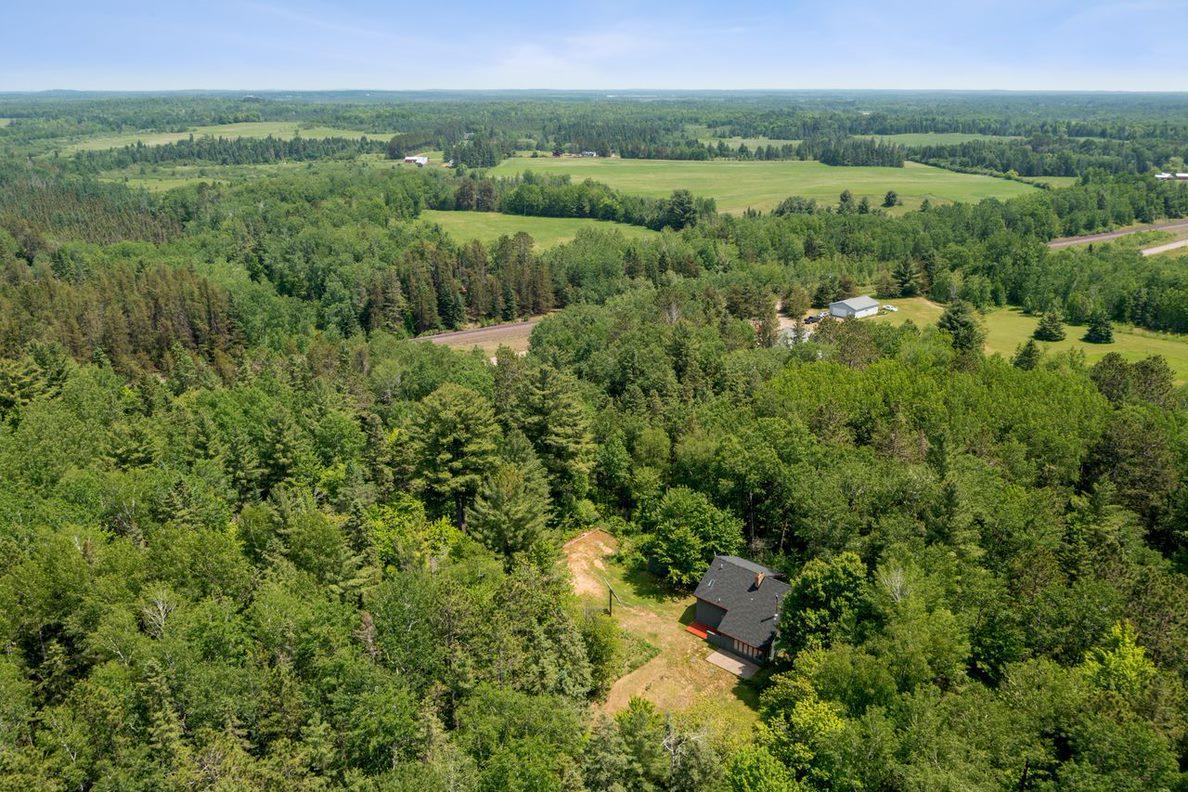 5099 Center Line Road Saginaw, MN 55779 - Photo 2 of 31 Gallery Image 2