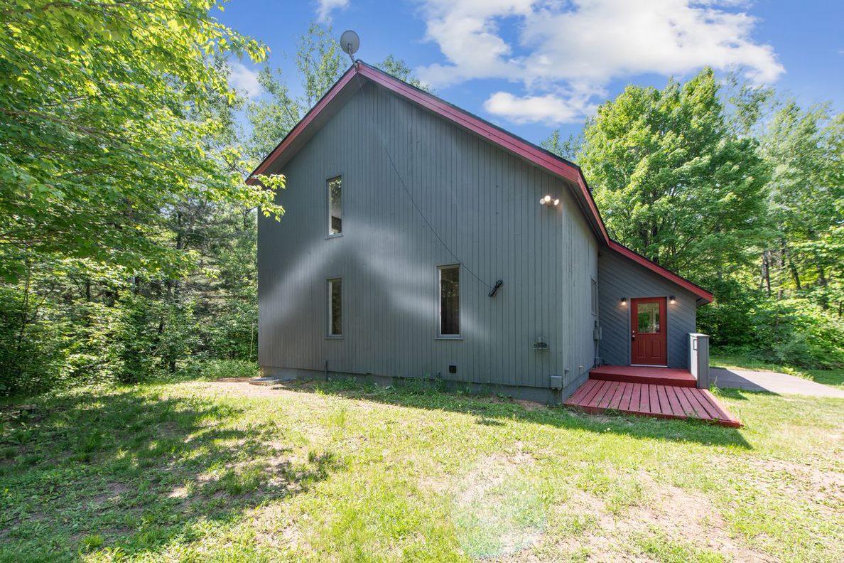 5099 Center Line Road Saginaw, MN 55779 - Photo 3 of 31 Gallery Image 3