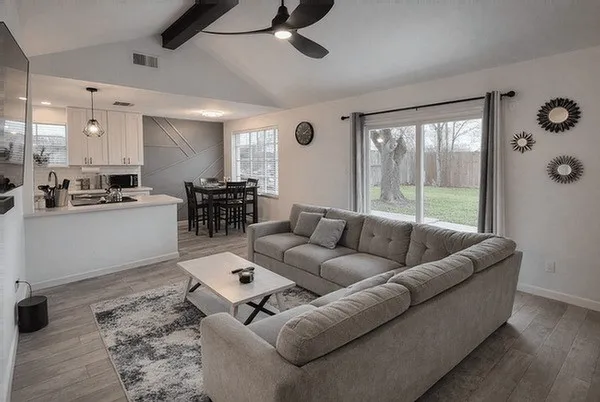 $2,200 | 10907 Sageriver Drive, Houston, TX 77089