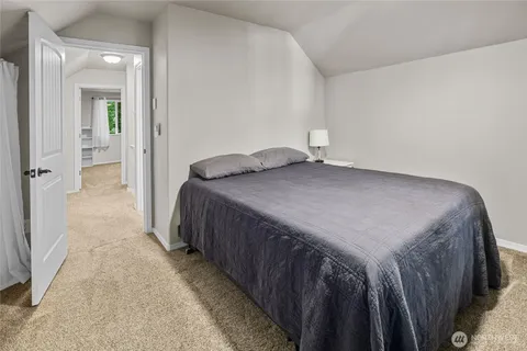 $599,900 | 21550 North Terra Lane Southeast, Yelm, WA 98597