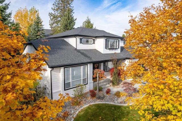 $835,000 | 5060 South Hillcrest Lane, Veradale, WA 99037