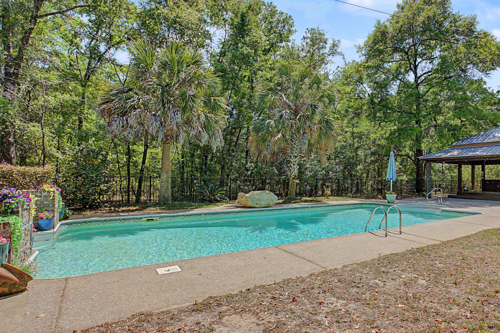 319 Sam Marks Road Crawfordville, FL 32327 - Photo 9 of 61
