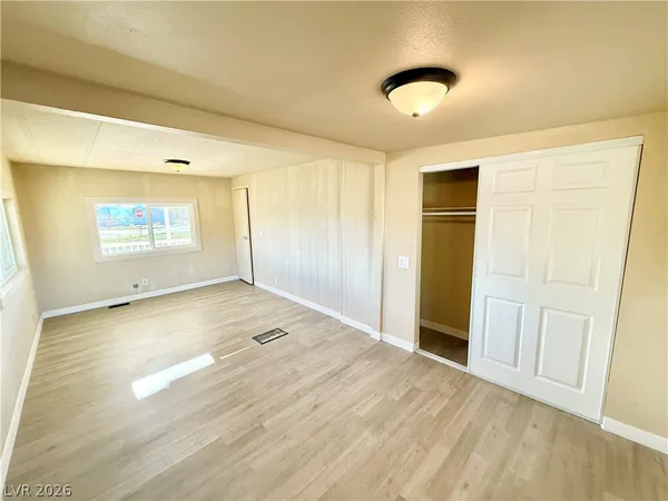 $1,600 | 1480 West Irons Street, Pahrump, NV 89048