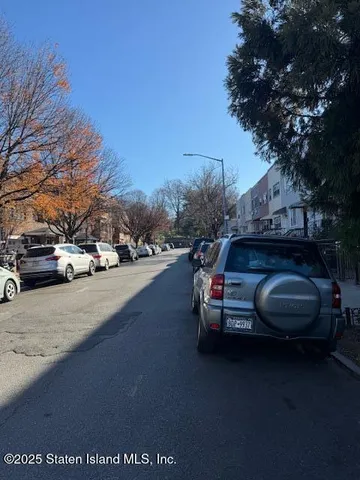 $1,585,000 | 200 31st Street | Greenwood Heights