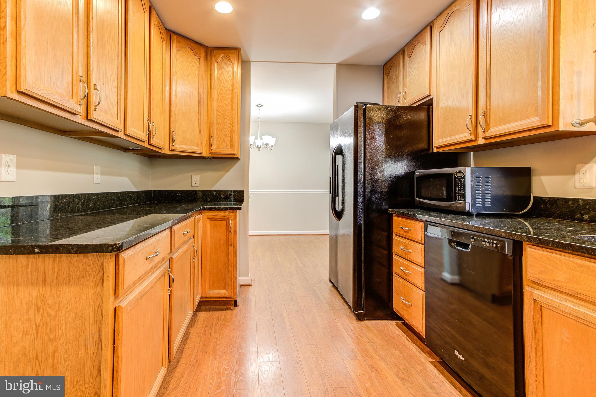 512 West Nettle Tree Road Sterling, VA 20164 - Photo 14 of 31 Gallery Image 14