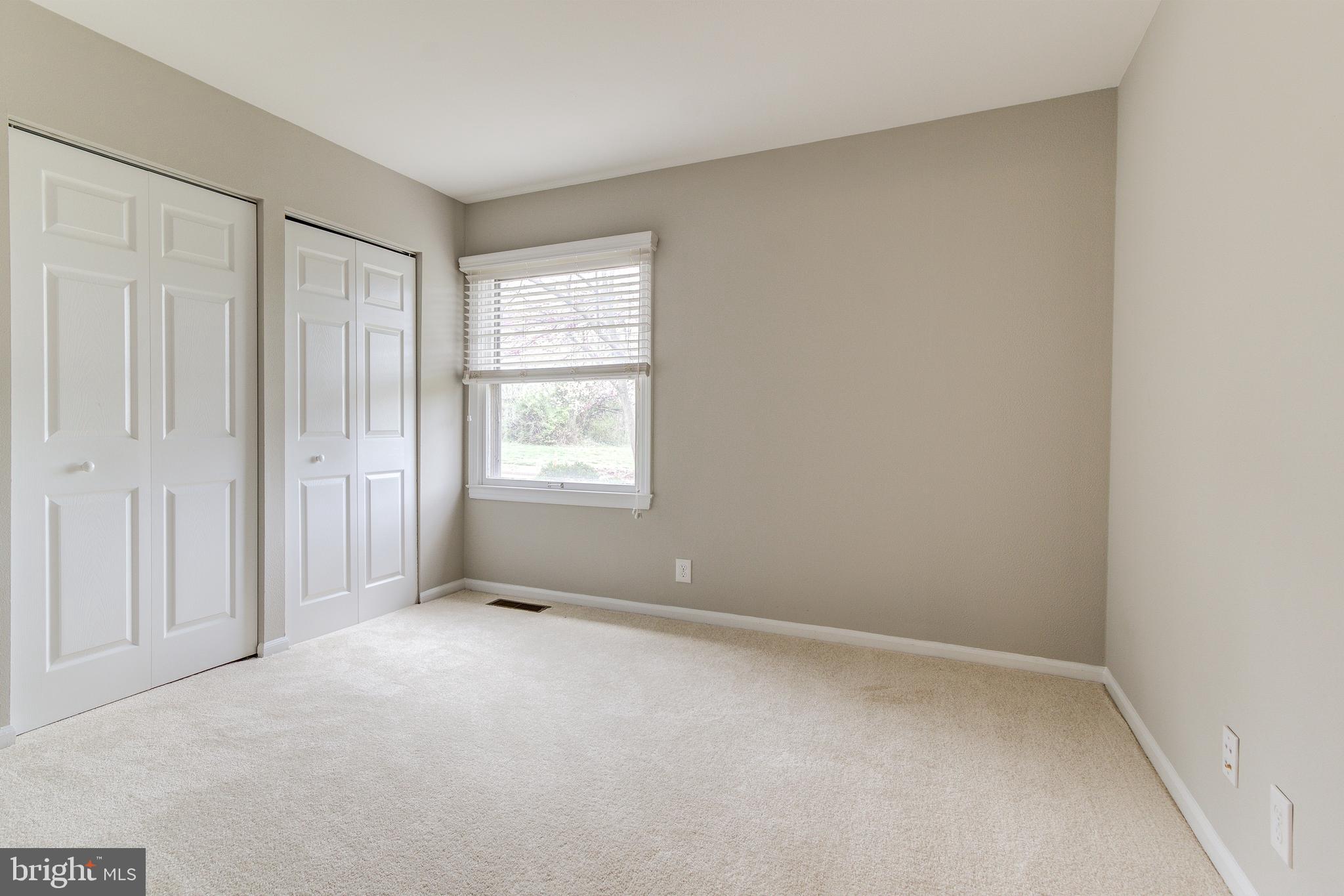 512 West Nettle Tree Road Sterling, VA 20164 - Photo 19 of 31 Gallery Image 19