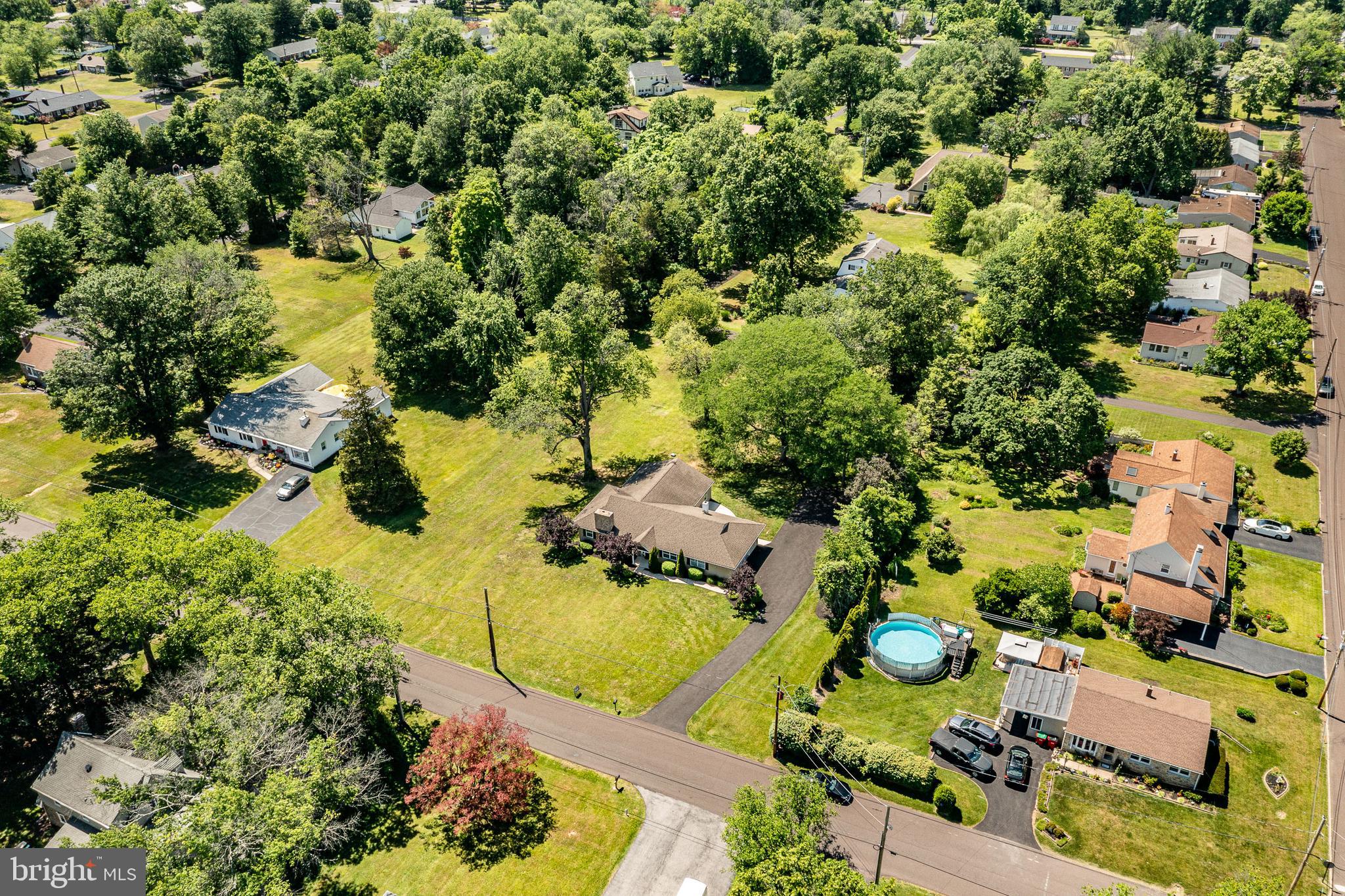 246 Oak Park Road Hatfield, PA 19440 - Photo 40 of 45 an aerial view of residential houses with outdoor space