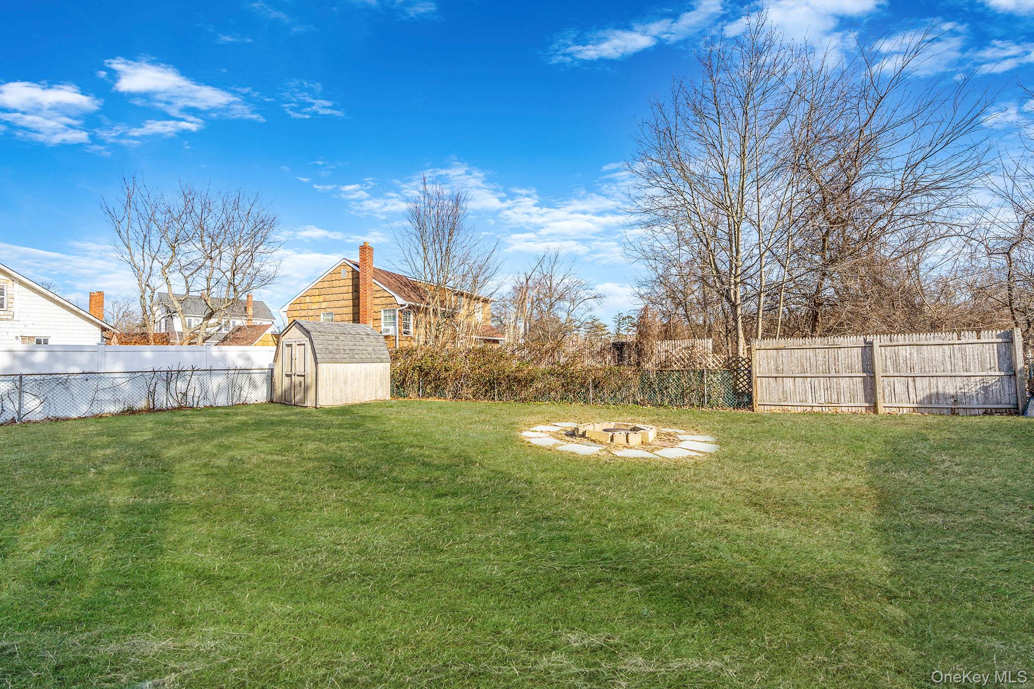 247 Rider Avenue Patchogue, NY 11772 - Photo 4 of 4