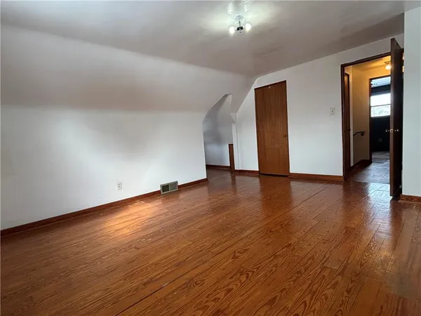$184,900 | 205 Broadway Street, West Newton, PA 15089