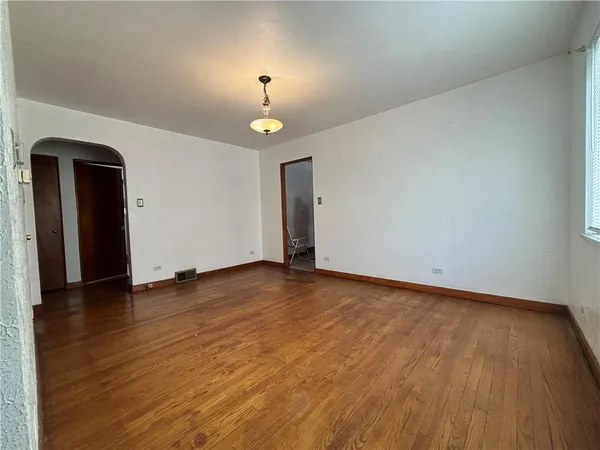 $184,900 | 205 Broadway Street, West Newton, PA 15089