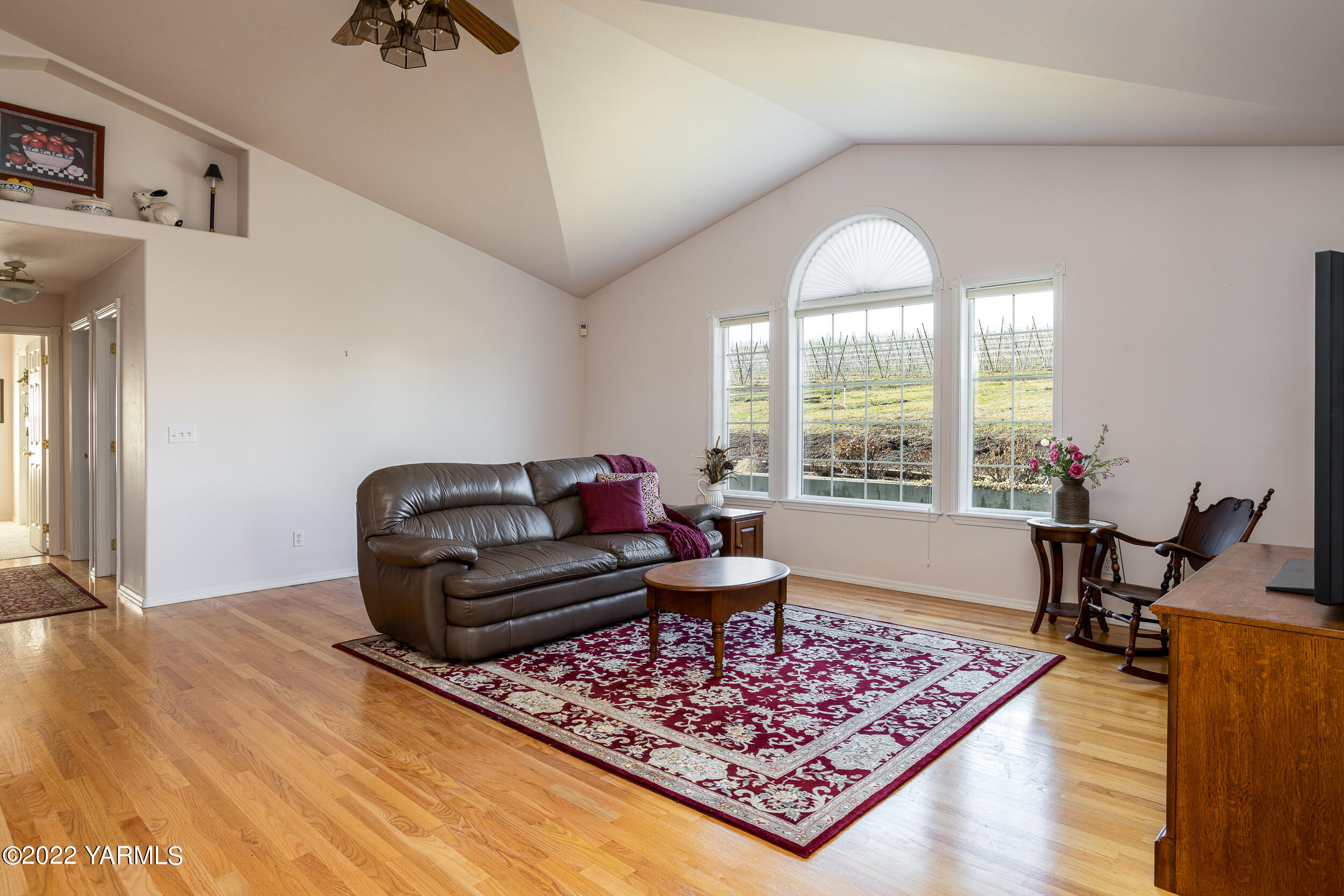 200 Nash Road Tieton, WA 98947 - Photo 15 of 29 a living room with furniture and a rug
