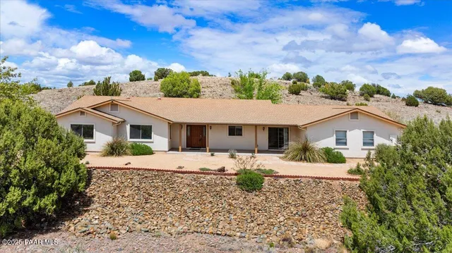 $750,000 | 20775 North Hackamore Lane, Paulden, AZ 86334