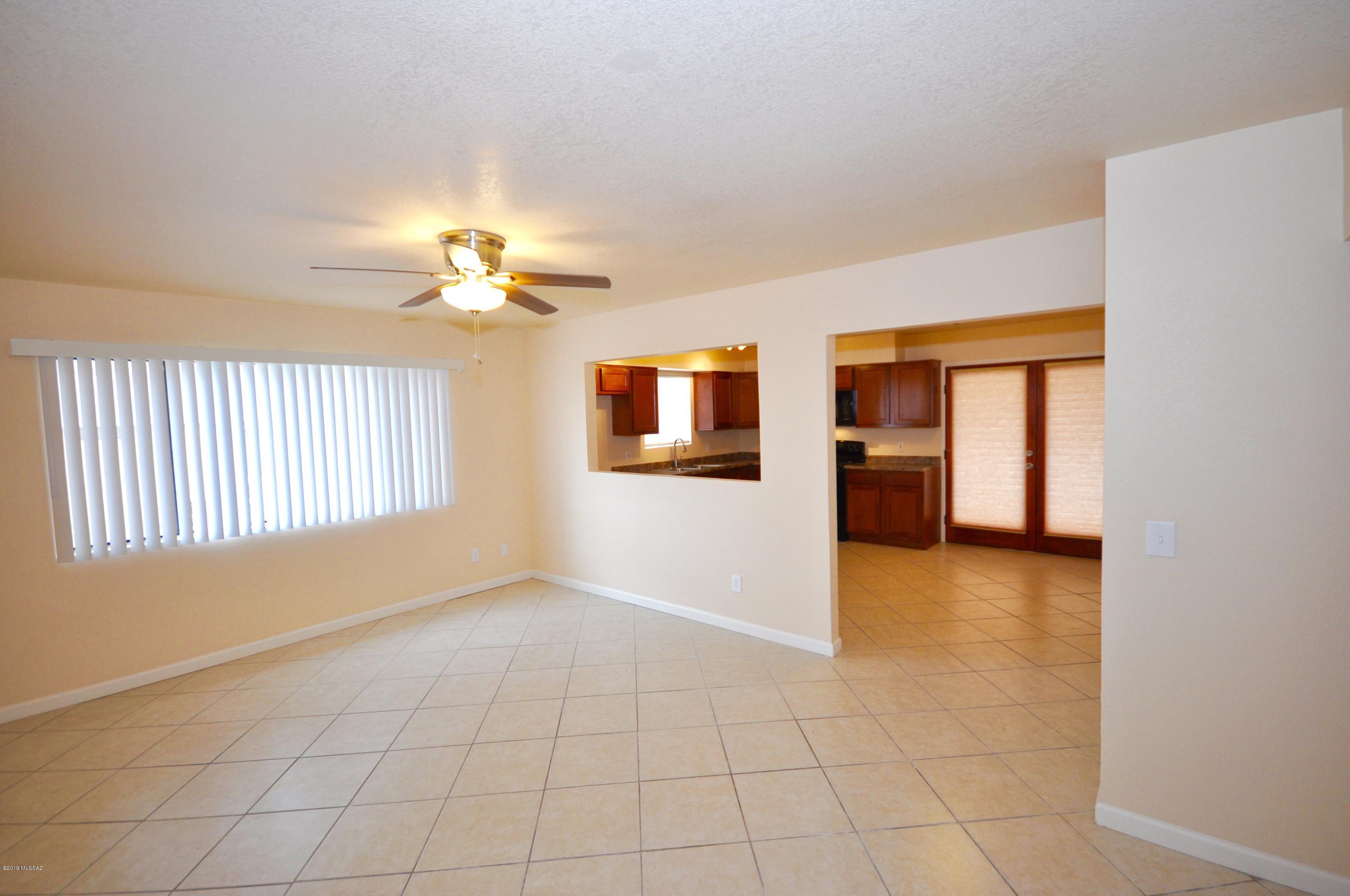 1284 West Frontage Road Rio Rico, AZ 85648 - Photo 12 of 19