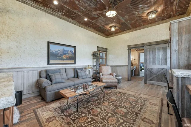 $2,200,000 | 9129 Hollopeter Road, Leo, IN 46765