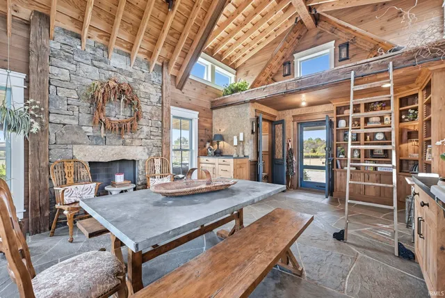 $2,200,000 | 9129 Hollopeter Road, Leo, IN 46765