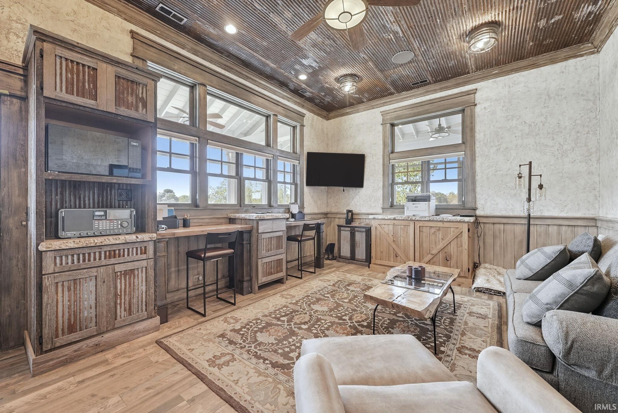 9129 Hollopeter Road Leo, IN 46765 - Photo 10 of 27