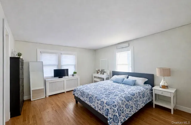 $2,700 | 130 Clinton Avenue, Unit 2, New Rochelle, NY 10801