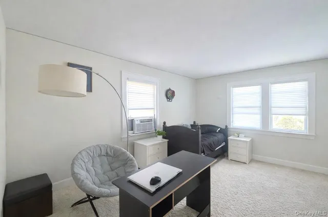 $2,700 | 130 Clinton Avenue, Unit 2, New Rochelle, NY 10801