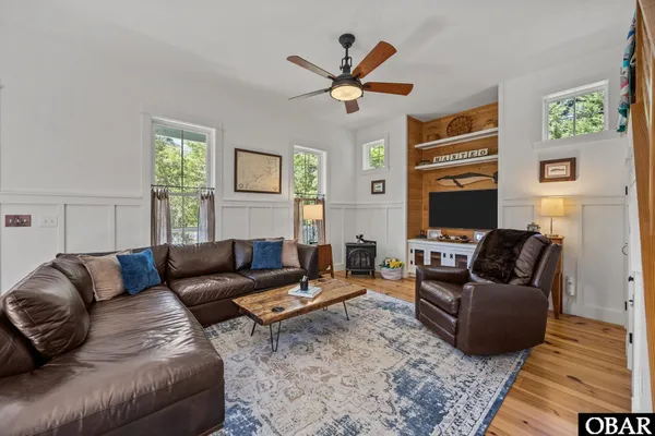 $798,900 | 194 Brakewood Road, Manteo, NC 27954