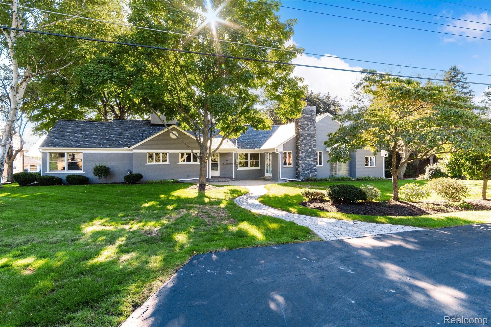 6796 Meadowlake Road Bloomfield Hills, MI 48301 - Photo 12 of 53 Mead RV 2.jpeg