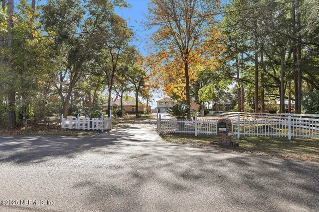 $840,000 | 85232 Amanda Court, Yulee, FL 32097