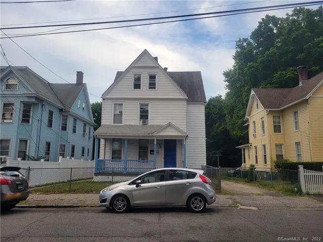 $1,500 | 85 High Street, Ansonia, CT 06401
