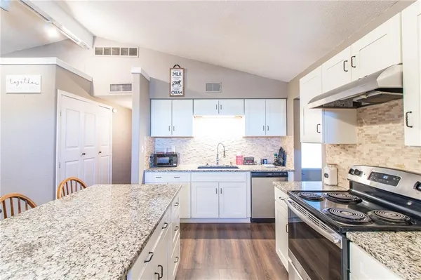 $224,900 | 206 Southwest 1671 Road, Kingsville, MO 64061