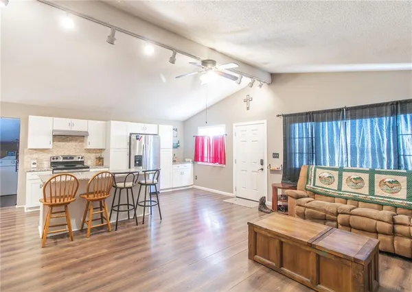 $224,900 | 206 Southwest 1671 Road, Kingsville, MO 64061