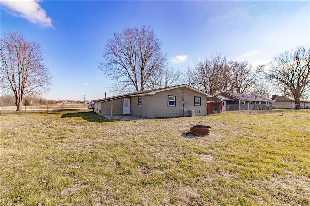 206 Southwest 1671 Road Kingsville, MO 64061 - Photo 18 of 19