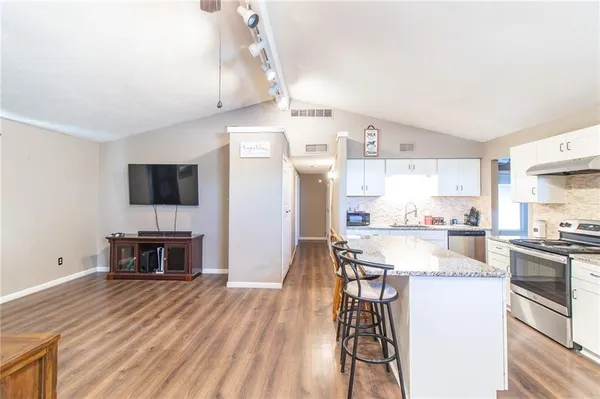 $224,900 | 206 Southwest 1671 Road, Kingsville, MO 64061