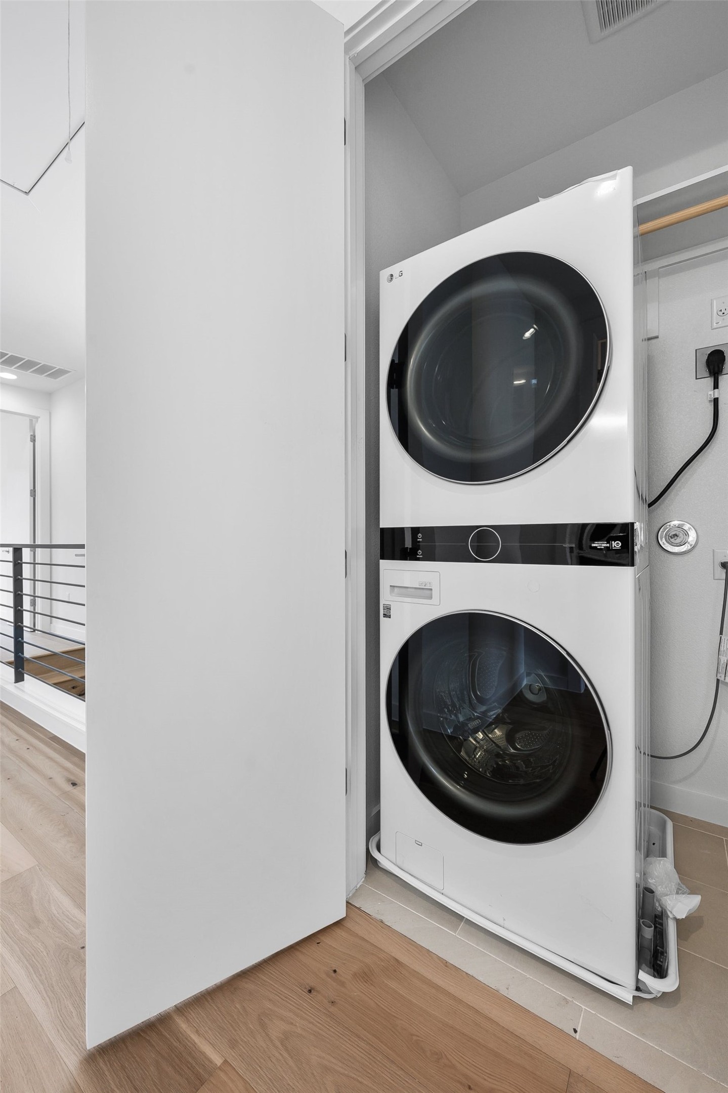 900 South 2nd Street, Unit 15 Austin, TX 78704 - Photo 22 of 31 a utility room with dryer and washer