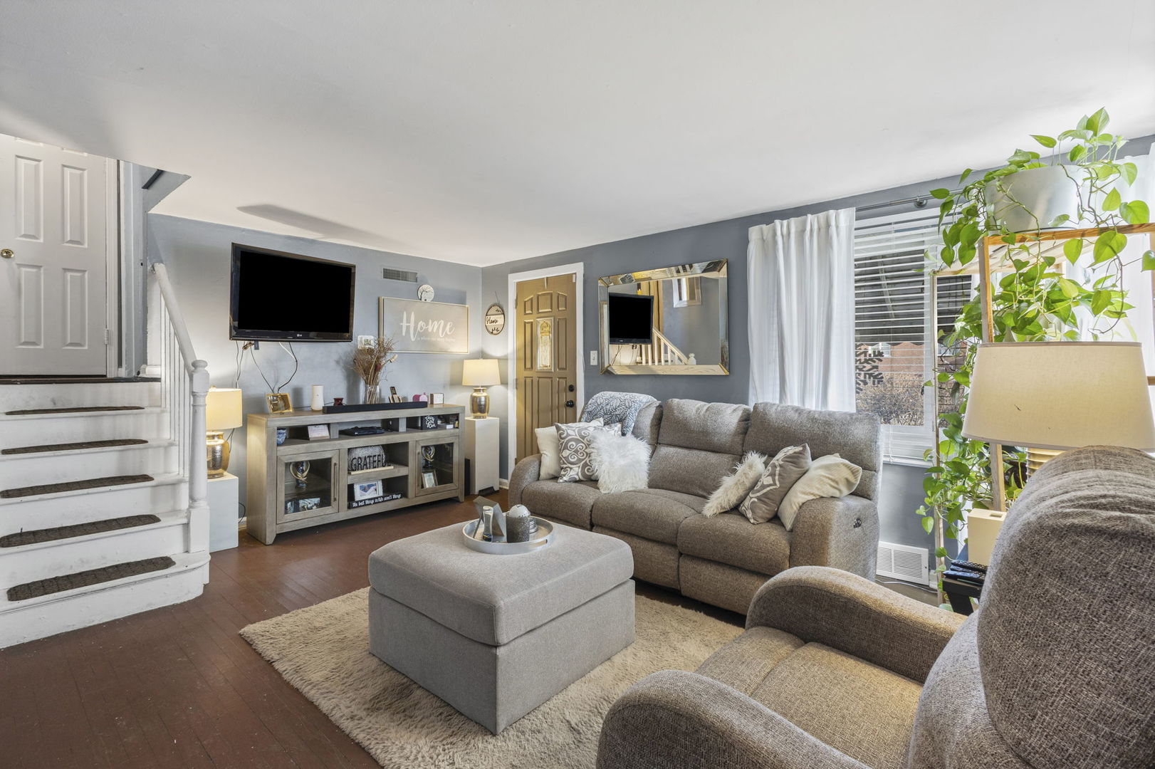 9748 South Merrion Avenue Chicago, IL 60617 - Photo 13 of 14