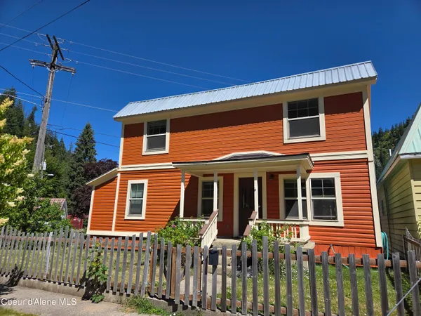 $260,000 | 117 Cypress Avenue, Wallace, ID 83873