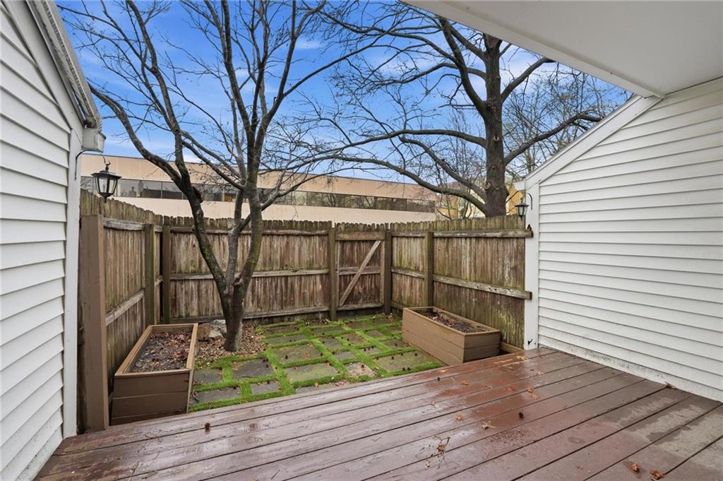 10551 Riley Street Overland Park, KS 66212 - Photo 15 of 44