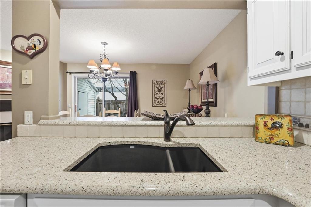 10551 Riley Street Overland Park, KS 66212 - Photo 18 of 44