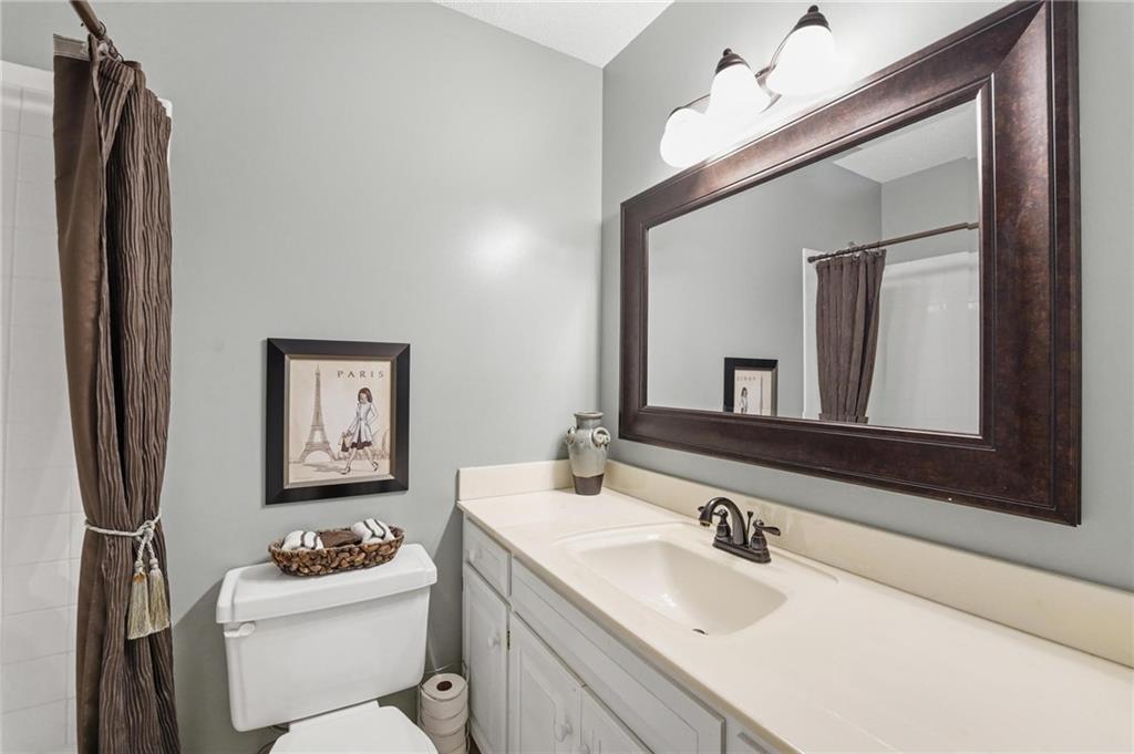 10551 Riley Street Overland Park, KS 66212 - Photo 30 of 44