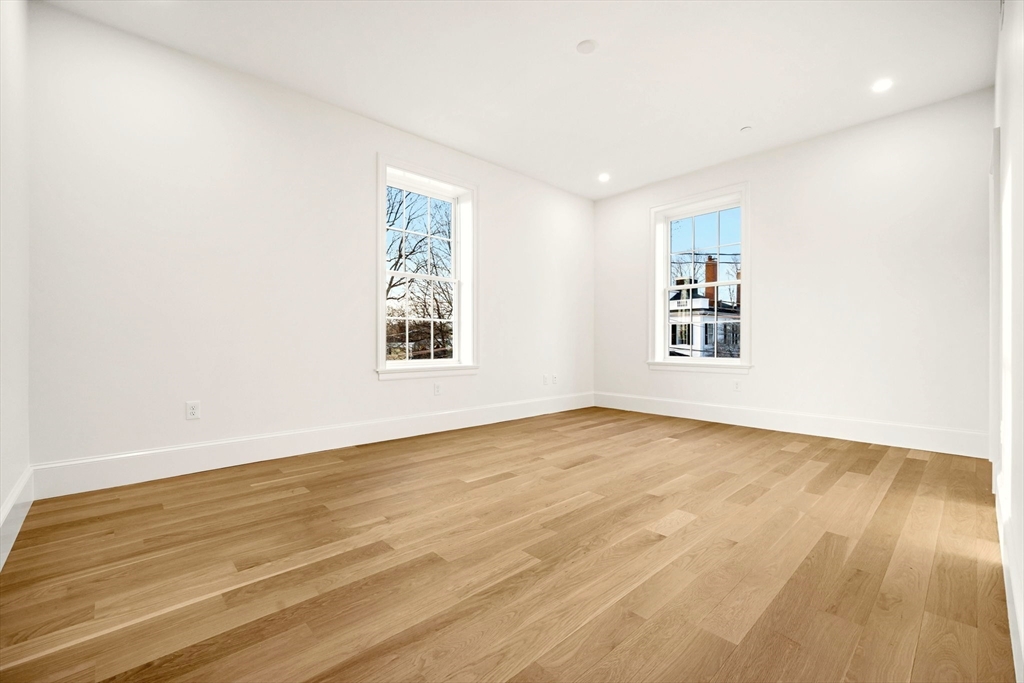 66 Pleasant Street, Unit 2 Marblehead, MA 01945 - Photo 18 of 20