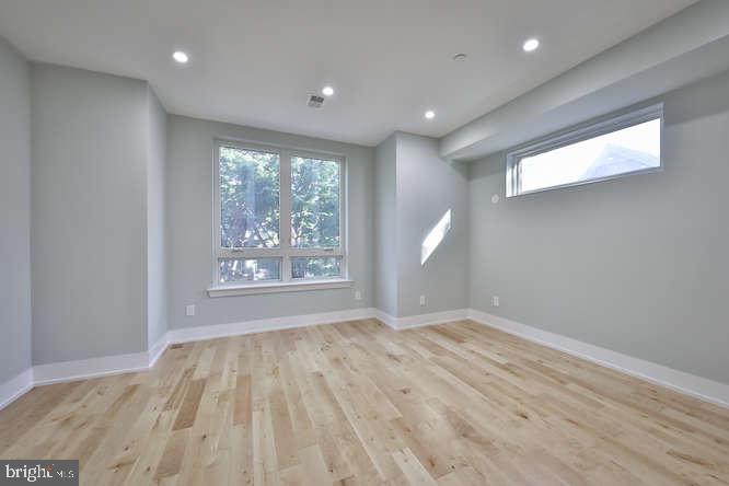 516 Burnham Road Philadelphia, PA 19119 - Photo 11 of 30